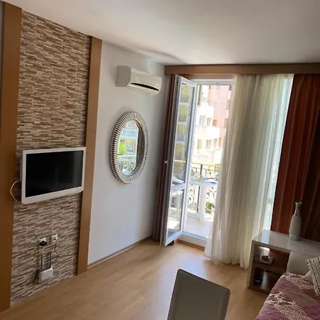 Апартамент На Солнечном Берегу Sunny Beach Exterior photo